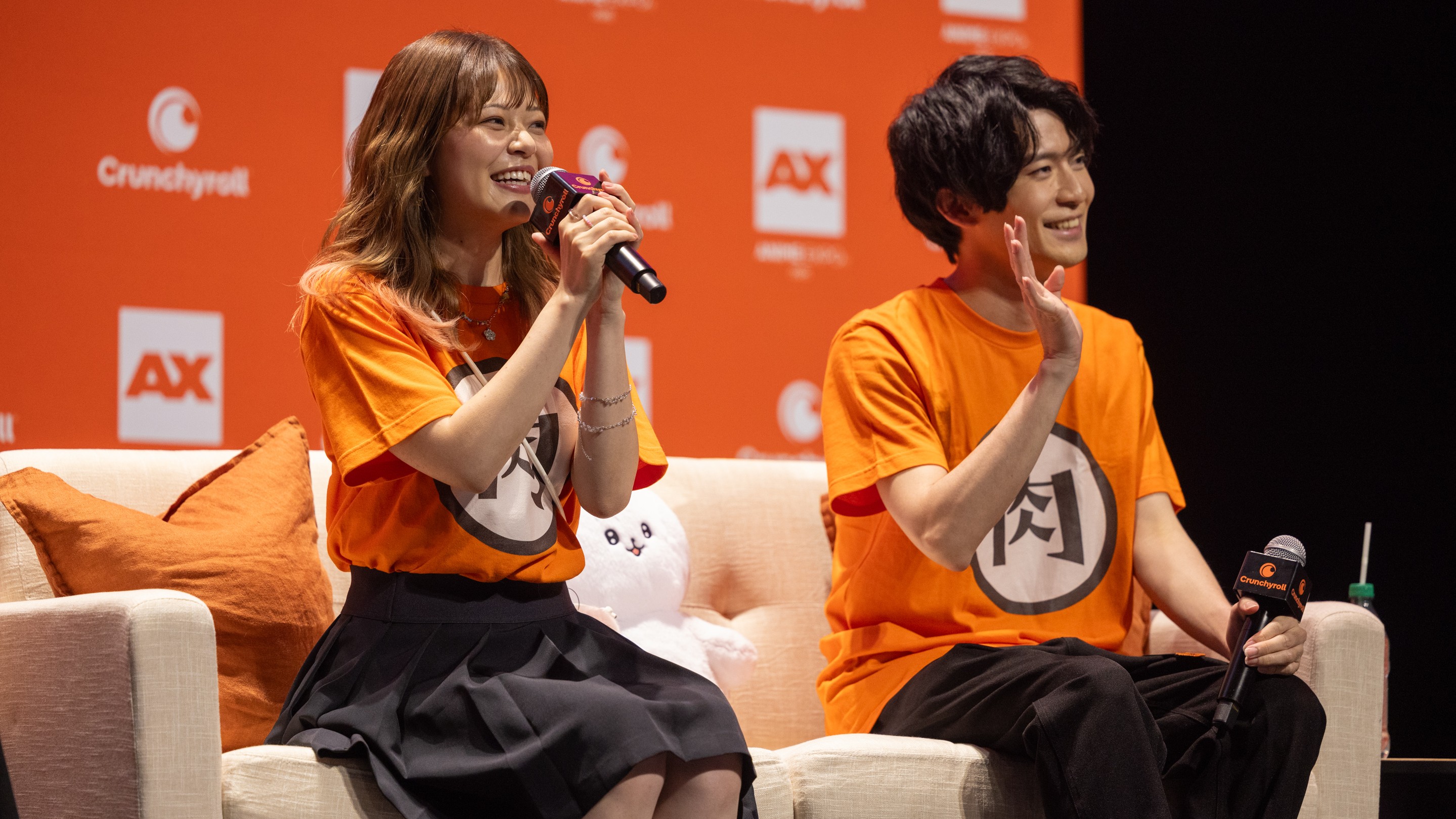 Entrevista: "You and I Are Polar Opposites" – Los actores de voz Sayumi Suzushiro (Suzuki) y Shogo Sakata (Tani) revelan sus secretos — Nyakko