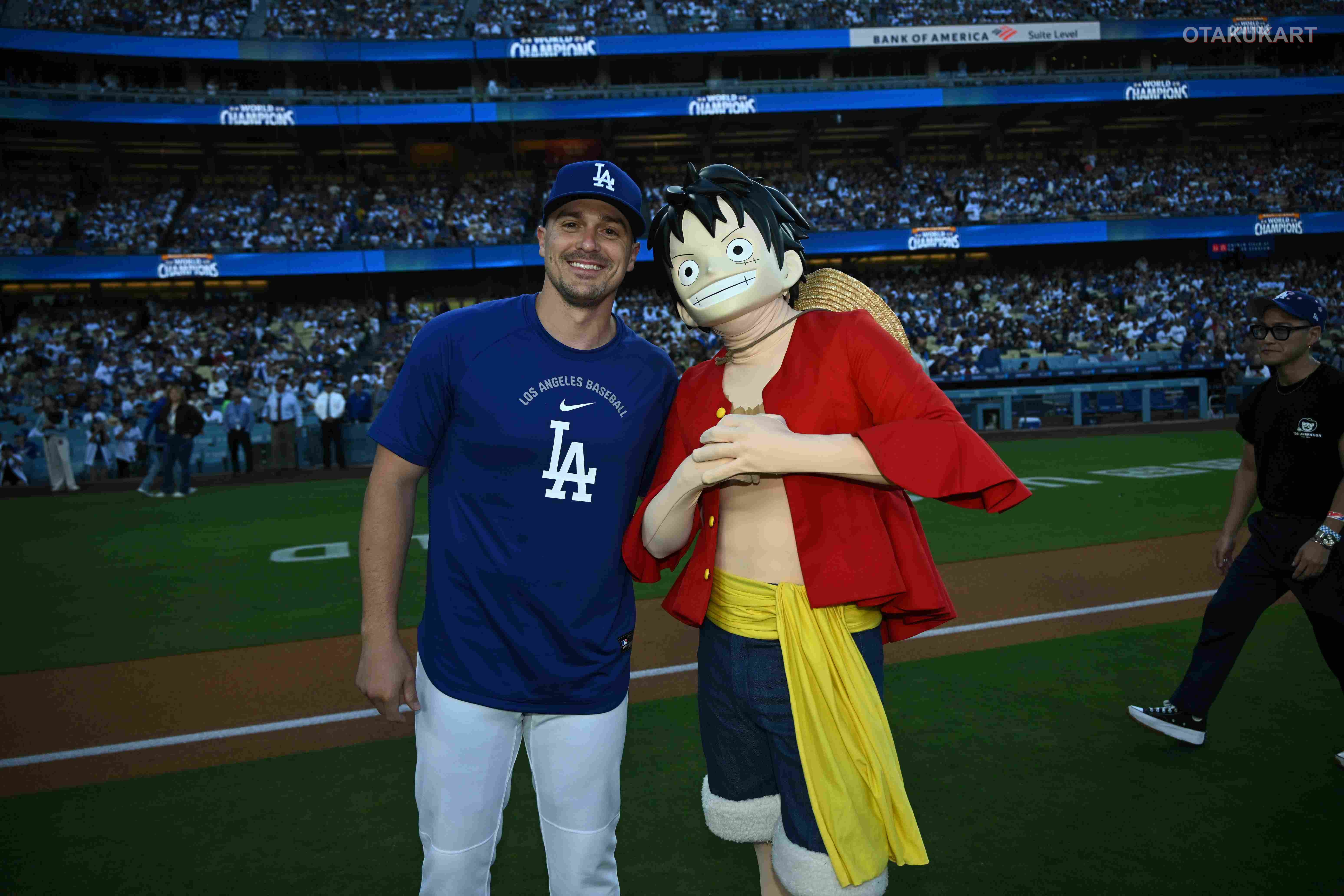¡One Piece invadió el Dodger Stadium con un show de drones y Luffy en el montículo! — Nyakko